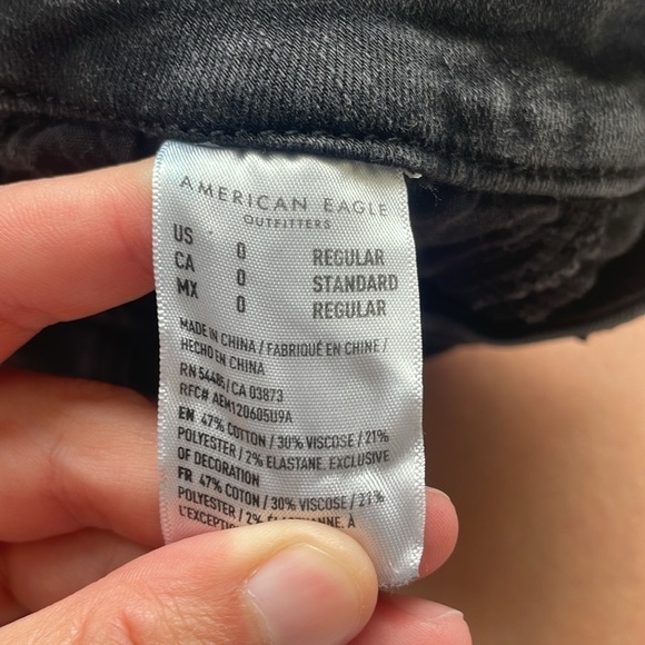 American Eagle Size 0 Black Distressed Super High-Rise Jeggings - Picture 7 of 8